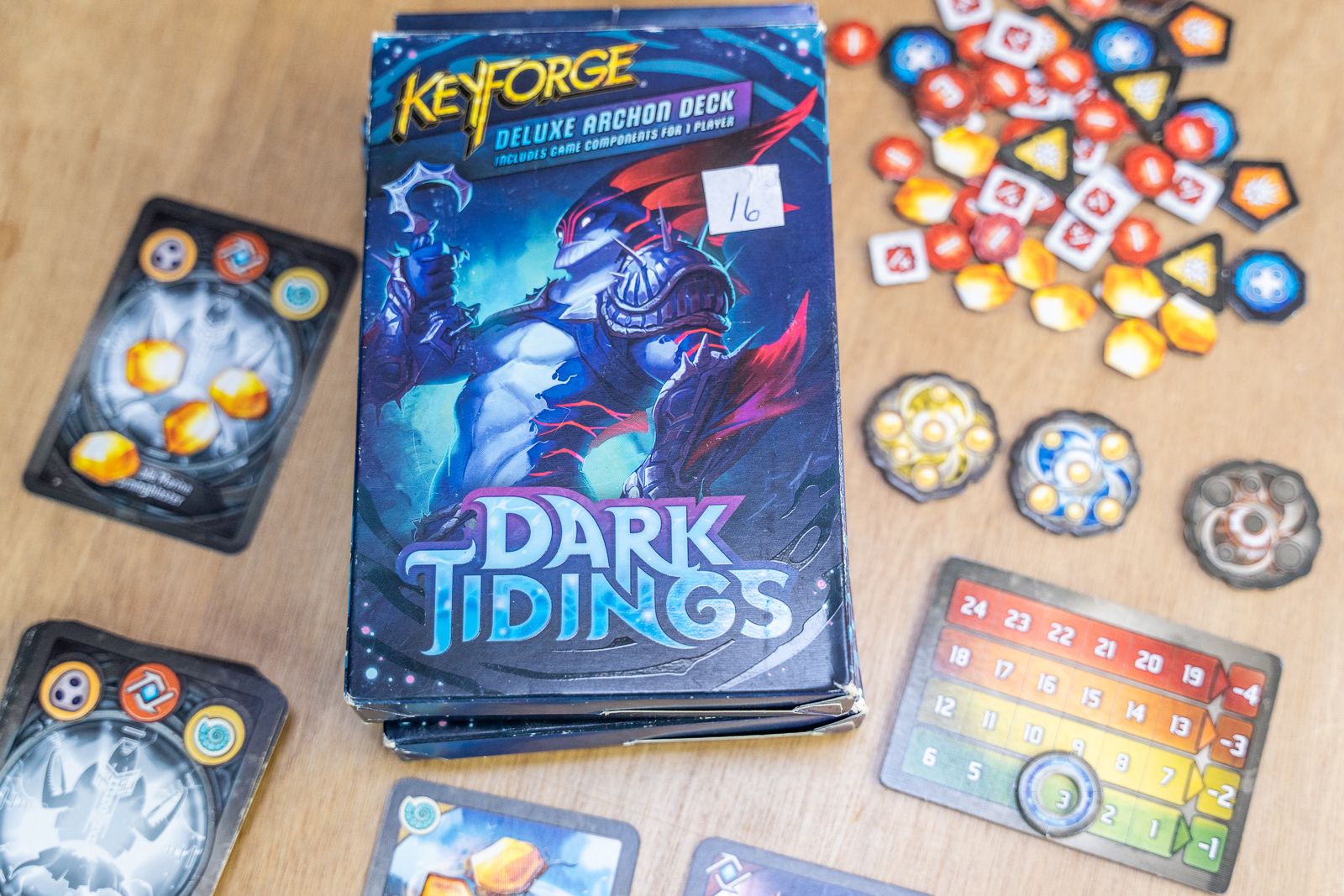 keyforge dark tidings camper spel